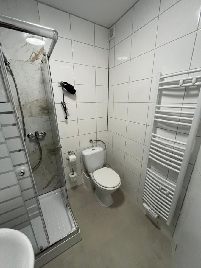 Uebernachtung By Tag Apartment Kassel Exterior photo